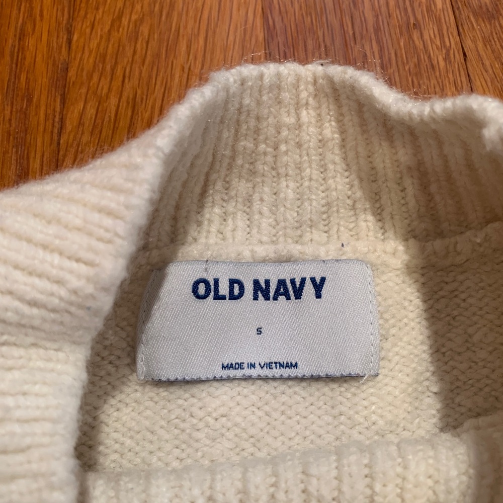 NWOT Old Navy Striped Crewneck Sweater - Picture 3 of 4
